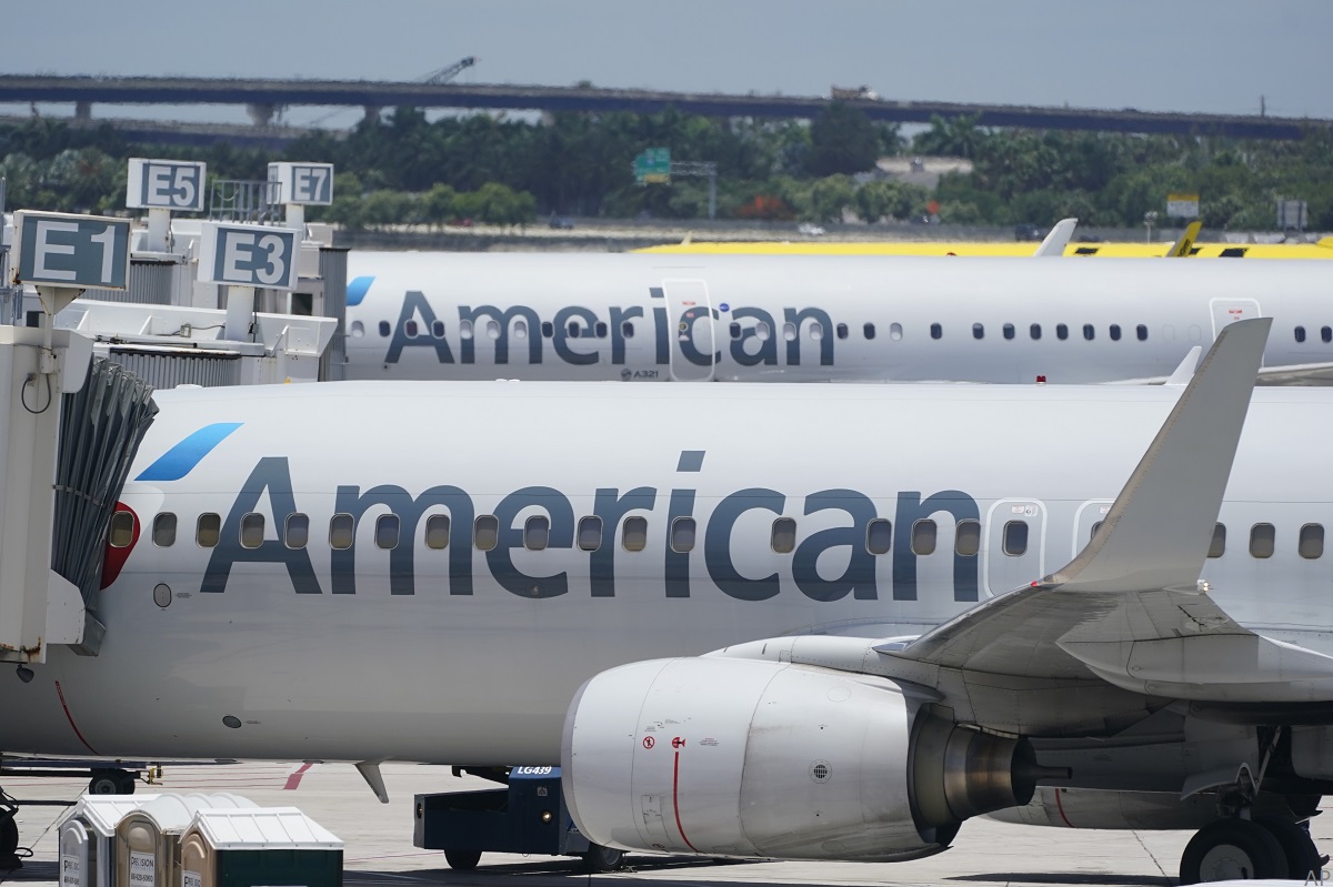 American Airlines jumbo jets