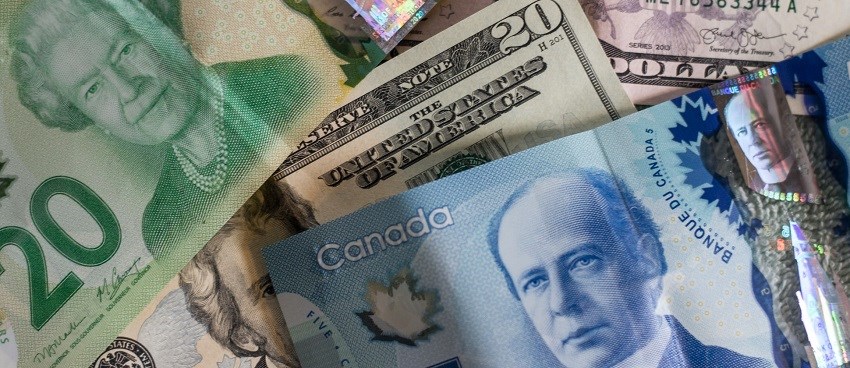 Canadian and US Dollar Bills