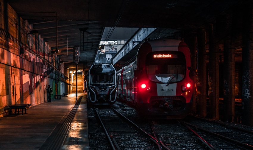 Dark train