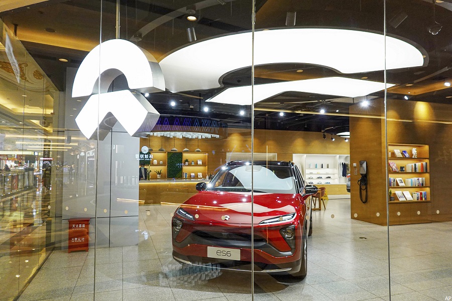 Nio car showroom