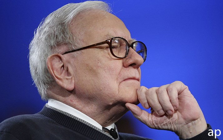 Warren Buffett wide