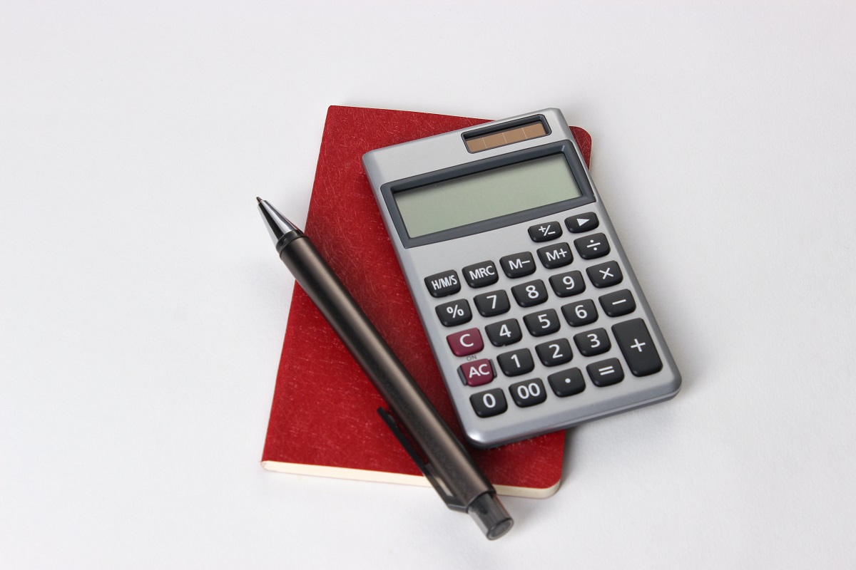 Calculator red notepad