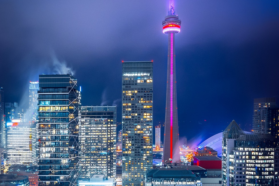 Toronto avec la tour du CN et le SkyDome